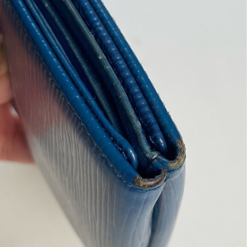 Blue - Picture 12 of 12